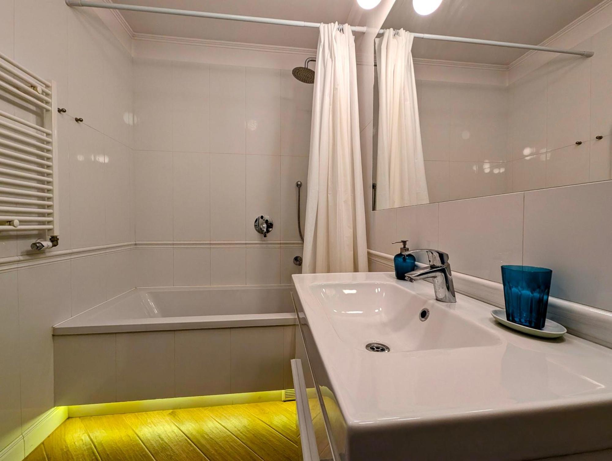 Apartment Dworska 1b By Homeprime Krakow